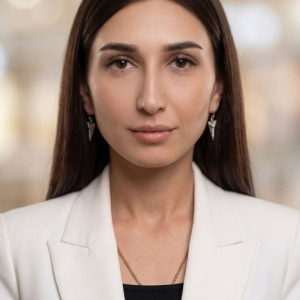 bekhruzakamolova